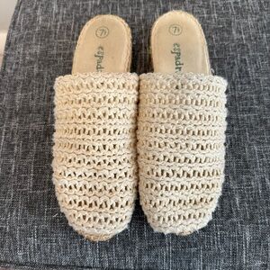Espadrilles Women's Cream Crochet Mules, Size 7.5